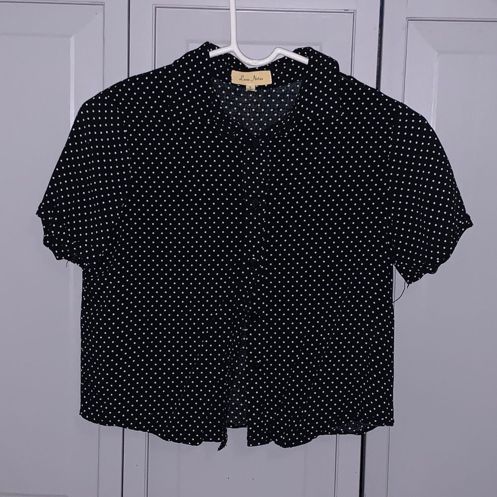 Cute button up shirt!!